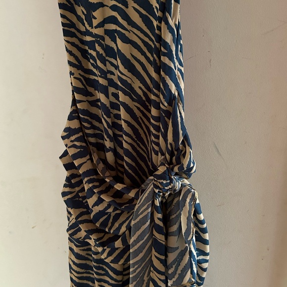 Gorgeous barely worn zebra print halter dress - Picture 4 of 5